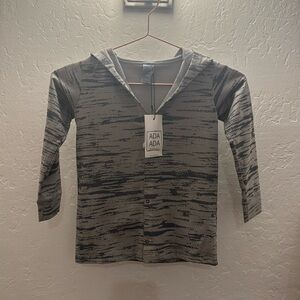ADA ADA boys long sleeved grey striped hoodie NWT 4